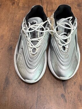 Women’s Silver Athletic Sneakers - Reflective Metallic Slip-On Style